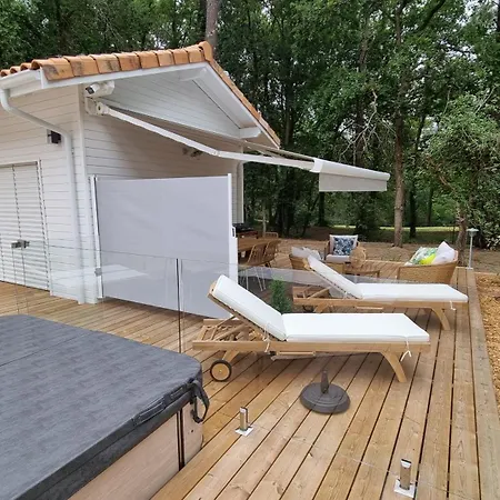 Chalet Les Du Golf De